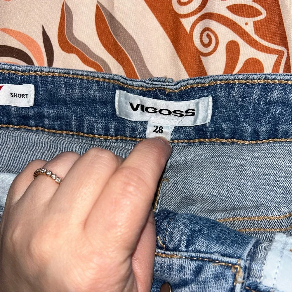 VIGOSS ACE HIGH RISE FRAYED HEM SHORT LIGHT BLUE